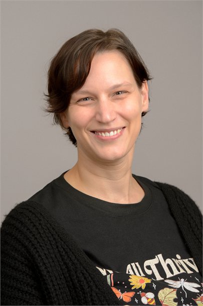 Staff Photo Ms. Moralis