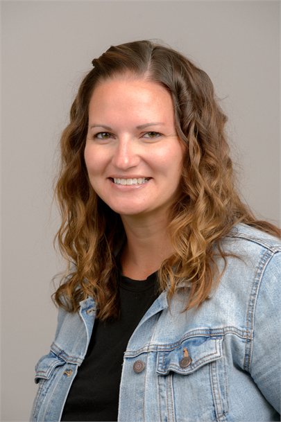 Staff Photo Ms. Makoul